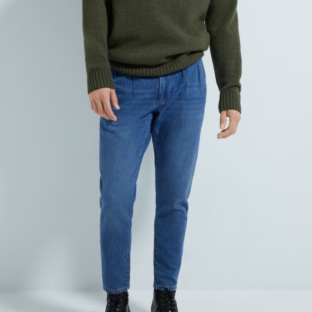 Zara Man Tapered Pleated Blue Jeans
